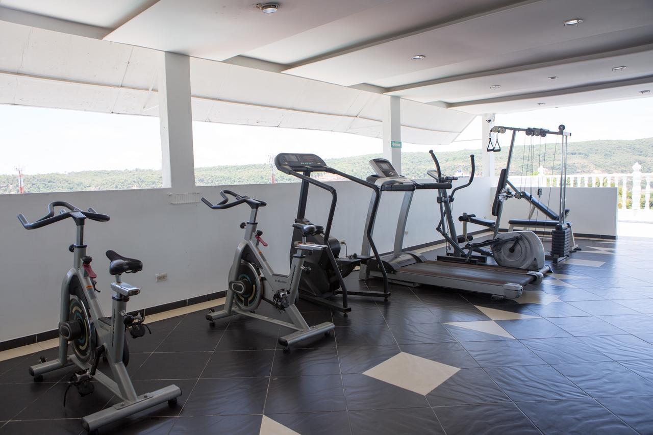 מלגאר Hotel Anamichu Suites מראה חיצוני תמונה
