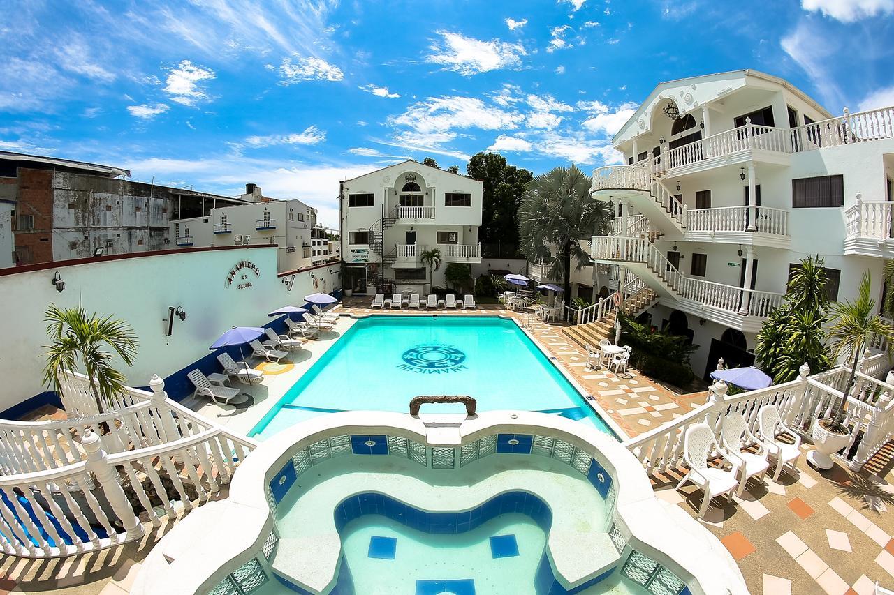 מלגאר Hotel Anamichu Suites מראה חיצוני תמונה